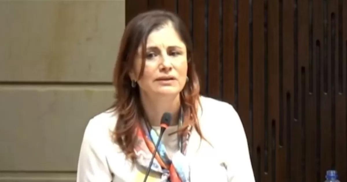 Defensoría pidió respeto a la decisión judicial que dejó en libertad a Álvaro Uribe