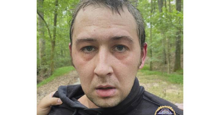 La policía arresta a sospechoso de asesinar a 4 personas y abandonar a una bebé en Tennessee