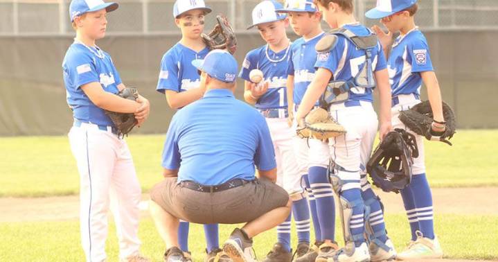 Cumberland ages 8-10 all-stars split first two pool play games at Eastern Regionals