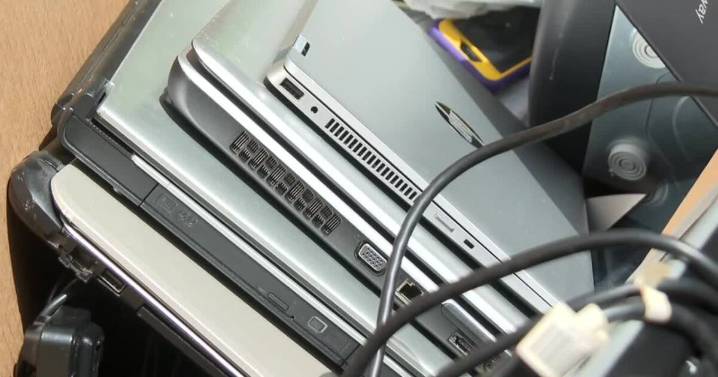Old tech, new purpose: Iberia library collects electronics for donation