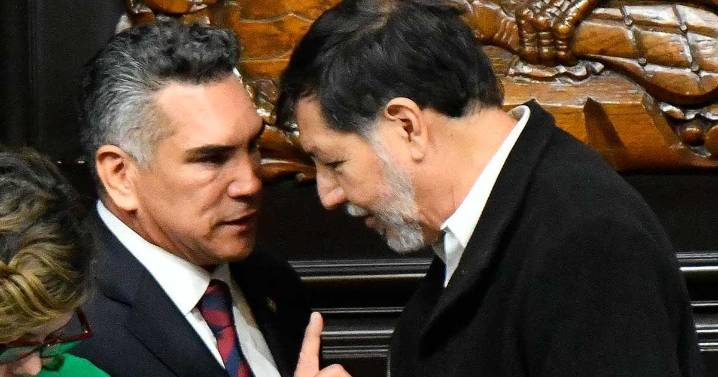 Fernández Noroña y 'Alito' Moreno se reencuentran en sesión extraordinaria
