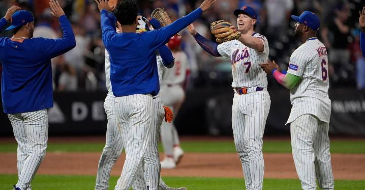 Mets Morning News: Mets drop baker’s dozen on Phillies