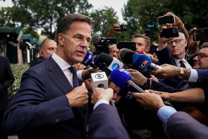 Rutte says Article 5 type deal considered for Ukraine, NATO membership not discussed