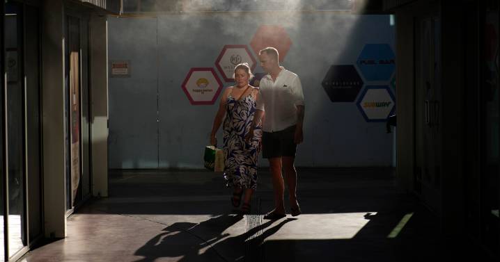 Extreme heat wave with temperatures above 110 for some looms for Southwest