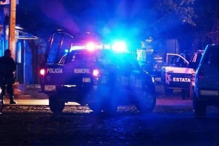 Riña en un bar clandestino en el Centro de Cosío terminó con detonaciones de arma de fuego larga