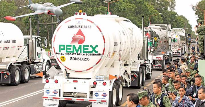 Ante desabasto, pipas de Sedena pasan a Pemex; sí hay gasolina, afirma Presidenta