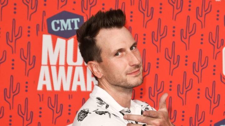 Russell Dickerson to drop new album ‘Famous Back Home’ on Aug. 22