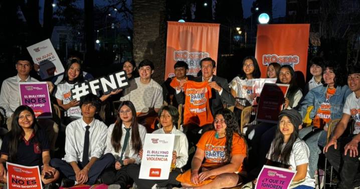 Lanzan campaña contra el bullying en la Fiesta Nacional de los Estudiantes