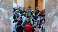 Tres orejas y puerta grande: el debut soñado de Clemente en la Feria de la Albahaca que sigue hoy