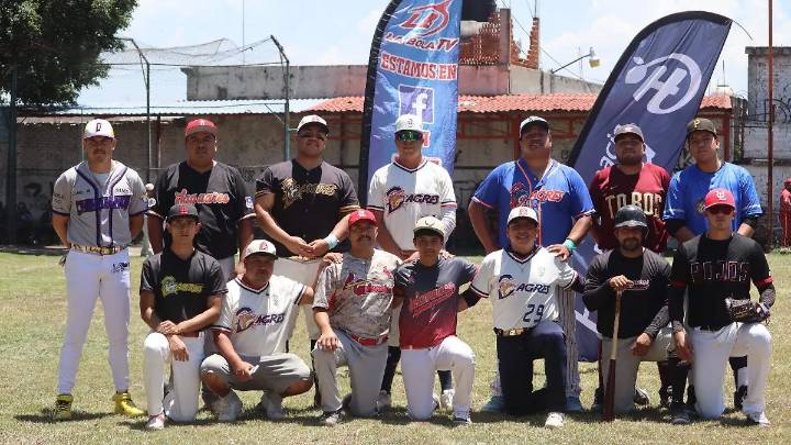 El campeón Bagres de Tequisquiapan visitó a los Rojos de Santa María