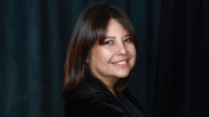 La escritora peruana Maria Esther Alarcón-Nebout, residente d'agostu na Residencia Lliteraria Xixón