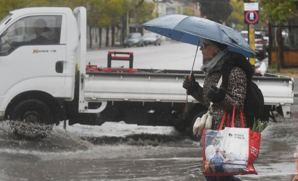 Santa Rosa golpea todo el país y también a Bahía Blanca: cuándo se esperan las lluvias más fuertes