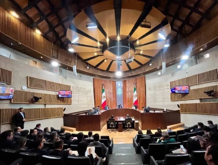 TEPJF valida 17 contiendas judiciales pese a denuncias por acordeones