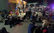 Migrantes de la caravana rechazan propuesta del INM para documentarlos