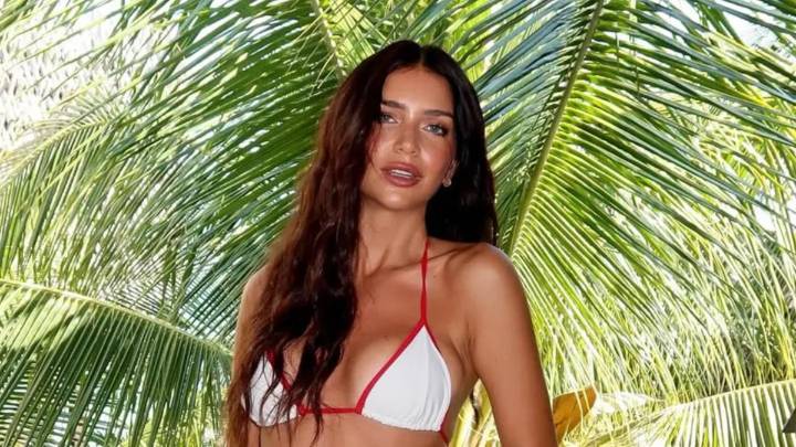 Las fotos de Zaira Nara en taparrabos de gamuza desde el Caribe mexicano