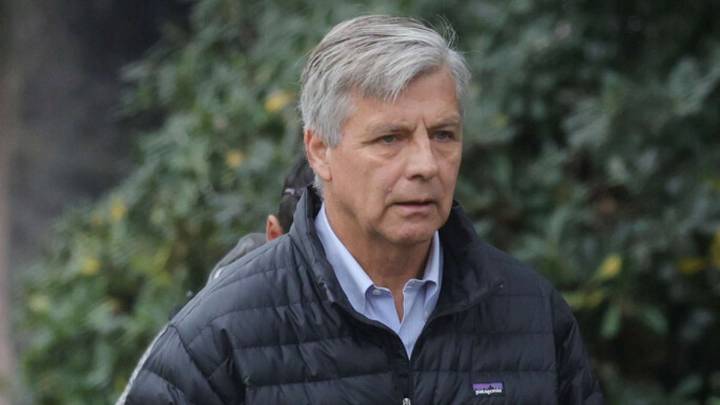 Harold Mayne-Nicholls reúne firmas y confirma candidatura presidencial