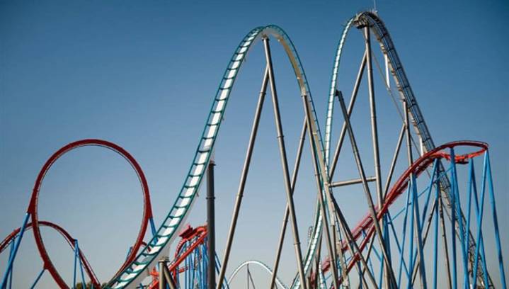 Denunciados cuatro parques de atracciones en España por no impedir la entrada con comida y bebida