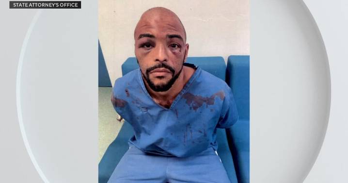 Florida correctional officers charged in beating of handcuffed inmate in Miami