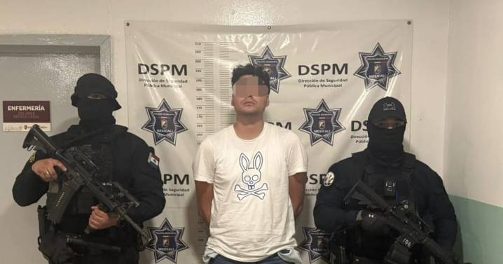 Joven arrestado con pistola calibre .40 en la González Ortega