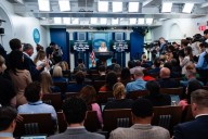 LA CASA BLANCA LAMENTA QUE NO SE DESCLASIFIQUE EL TESTIMONIO DEL JURADO EN EL CASO MAXWELL