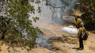 Patrulla fronteriza arresta a bomberos inmigrantes que controlaban un incendio en Washington: "Arriesgamos la vida para salvar a la comunidad y así nos tratan"