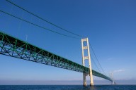 Toddler reacts to crossing Mackinac Bridge: ‘Look at the ocean’