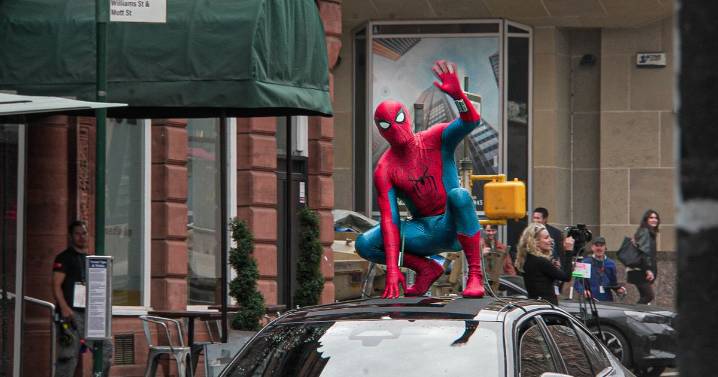 Glasgow Spider-Man fan captures Marvel hero filming action stunt on top of car