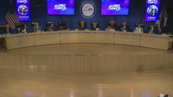 South Florida schools enrollment declines: Miami-Dade school board to discuss sharp drop in students numbers