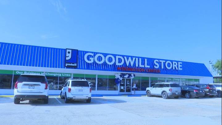 Goodwill opens new location in Gonzales across street from old facility