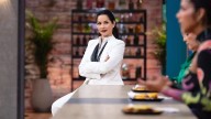 Carmen Villalobos conduce y aprende en el reality “Top Chef VIP”