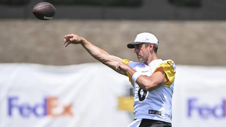 Mike Tomlin confirms he knew Packers legend Aaron Rodgers was signing with Steelers pre