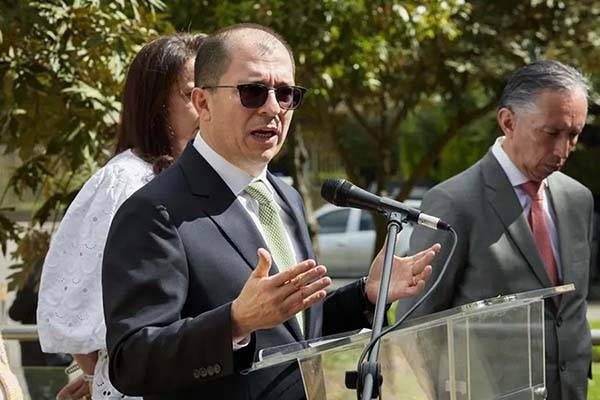 “El derecho penal de enemigo no cabe en Colombia”: Exfiscal Francisco Barbosa