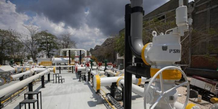 Fedesarrollo advierte que las importaciones de gas crecerían 213% en 2026 y costarían $11,2 billones a la economía