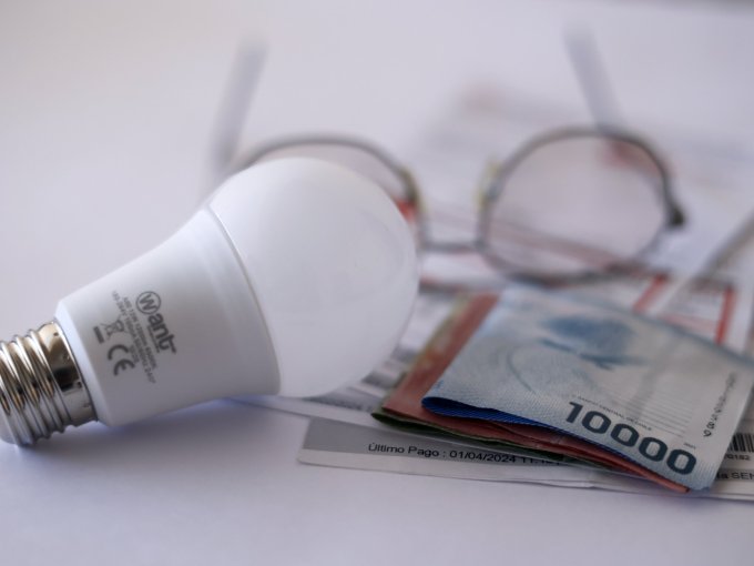 SEC ordena a la CGE suspender cobros por consumos no registrados en O’Higgins y Maule
