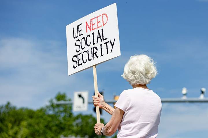 Chief Actuary Says GOP Budget Will Accelerate Depletion of Social Security Funds