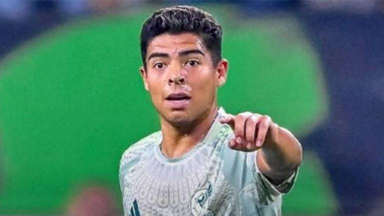 Víctor Guzmán causa baja del microciclo del Tricolor