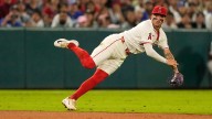 Dodgeres' Shohei Ohtani hits into triple play