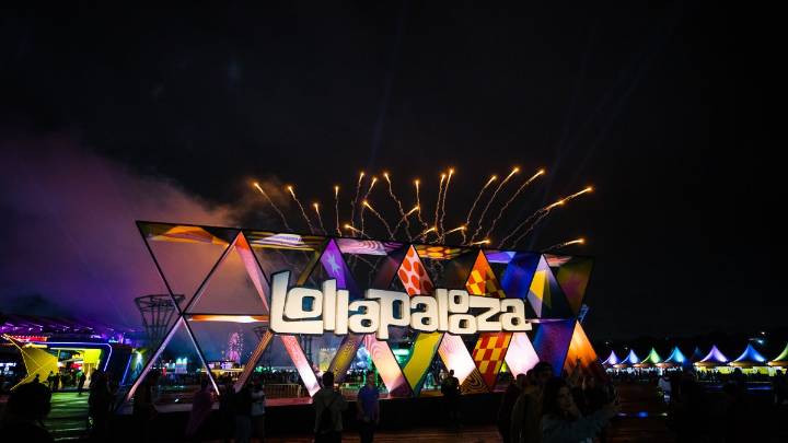 Silly Goose singer arrested during pop-up performance after Lolla – NBC Chicago