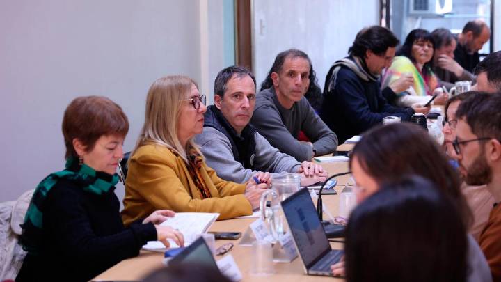 Paritarias: docentes recepcionaron la nueva propuesta y llevan la consulta a las bases
