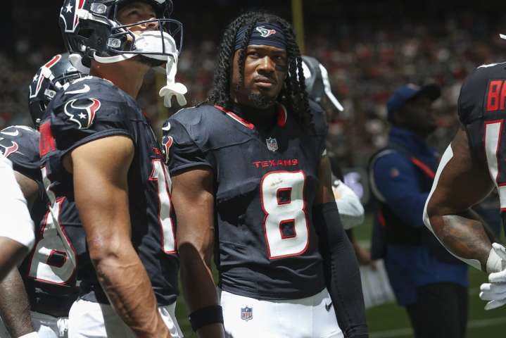TRADE: Texans Trading WR John Metchie To Eagles