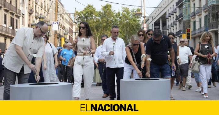 Barcelona rinde homenaje a las víctimas del 17-A, ocho años después de los atentados