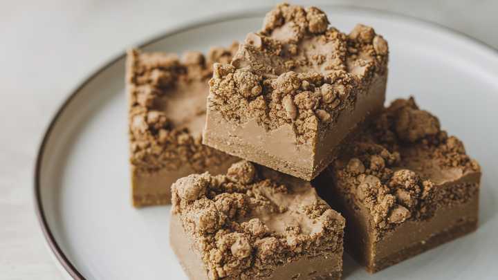 Temper The Sweetness Of Fudge With A Pinch Of Espresso Powder