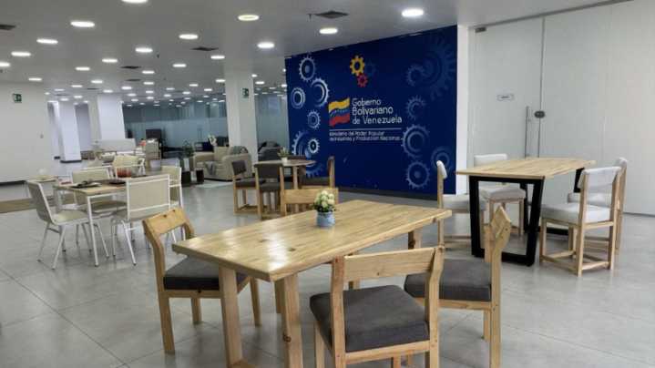 Ministerio de Industrias junto con Maderas del Orinoco impulsa programa “Amuebla tu Hogar”