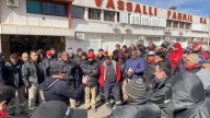 Trabajadores de una fábrica de cosechadoras santafesina exigen respuestas ante la “ausencia de la empresa”