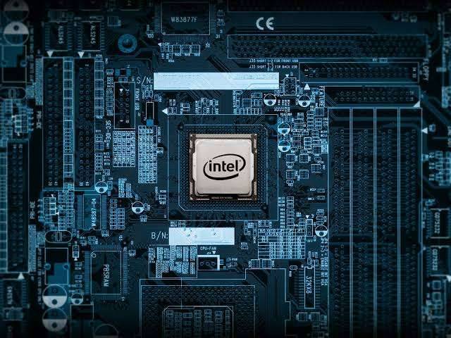 BofA: Intel Faces Stock Dilution And Chinese Pushback Risks From A US Government Stake