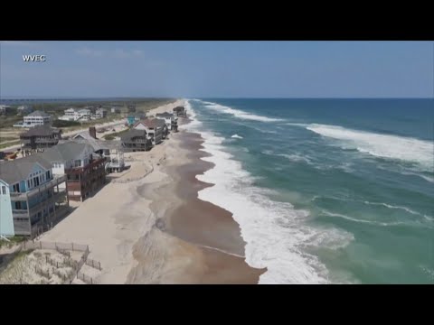North Carolina Evacuations Latest | Hurricane Erin churning up on the East Coast