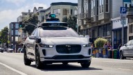 Cómo los enfoques radicalmente diferentes de los robotaxis de Tesla y Waymo darán forma a la industria
