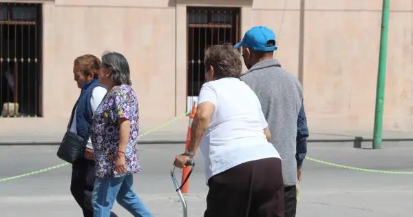 Falta de medicinas y abandono, los problemas de abuelitos en Soledad