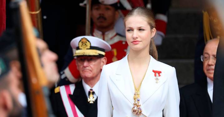 Así será la formación de la princesa Leonor para aprender a pilotar: toque de diana a las 06:30, clases hasta las 18:00 y simuladores de vuelo