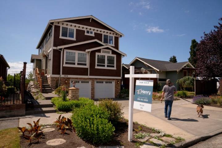 Average cost of homeowner's insurance nearing $3,000 per year